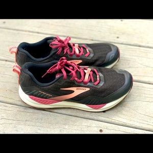 Brooks Cascadia 15 Trail Running Shoes 10.5